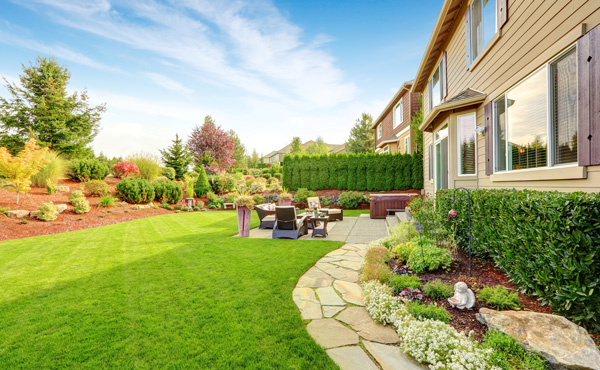 Landscape-Design-&-Build-Services Example of landscaped back yard - Rietzel Landscaping Ltd. Moncton